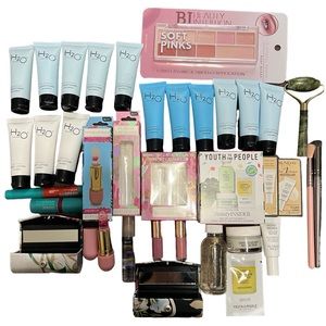 NEW Huge Makeup/Skin care bundle! Example of one I did please read :-)